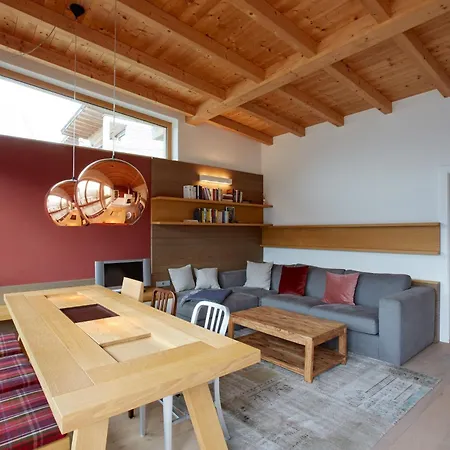 아파트 Lioda Sky 보도 카도레